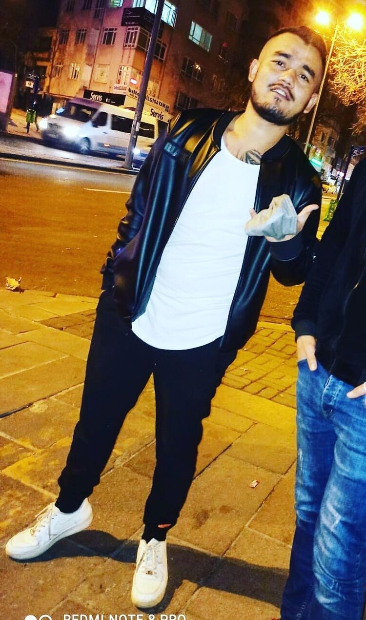  ,   MrDeGo, 27 ,   ,   , c , 
