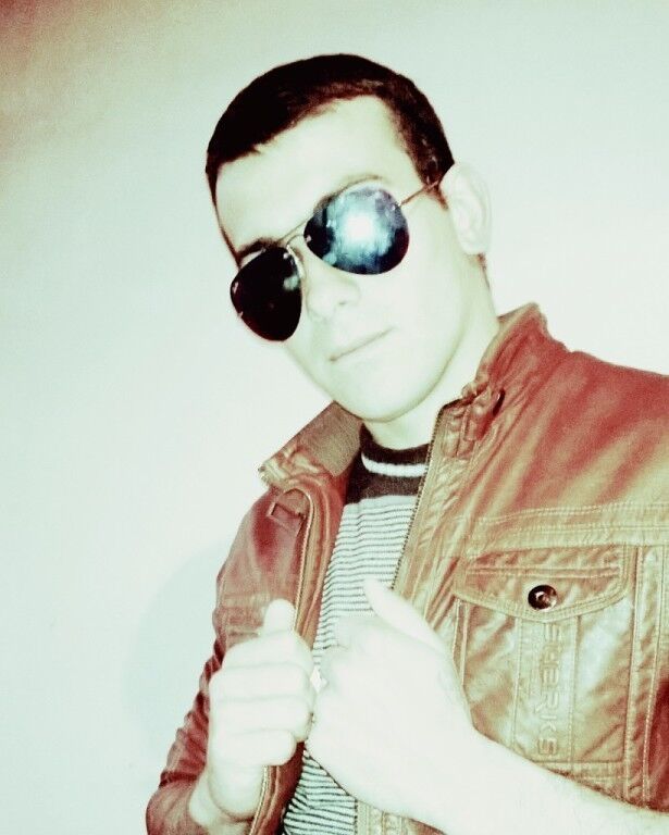  7725480  Davo, 35 ,    