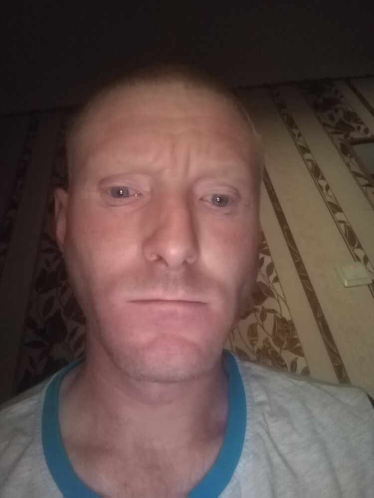  20780460  Vovan, 40 ,    