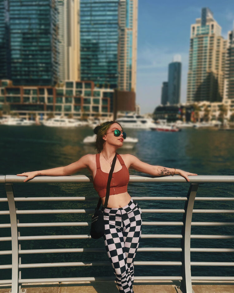  Bang Khen,   Alyona, 20 ,   ,   , 