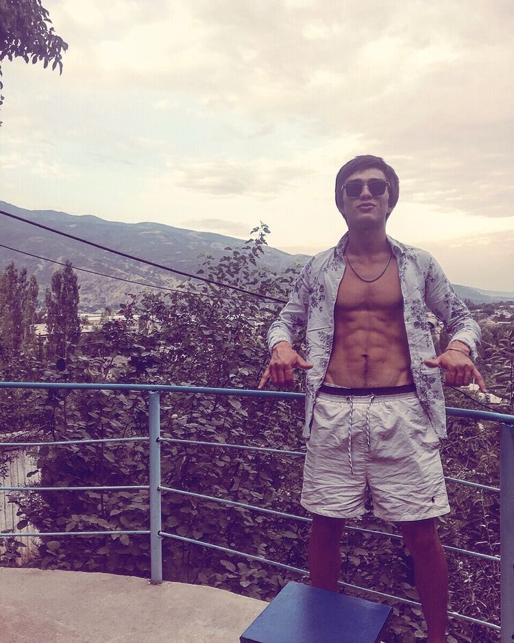  ,   Asqar, 27 ,   ,   , c 