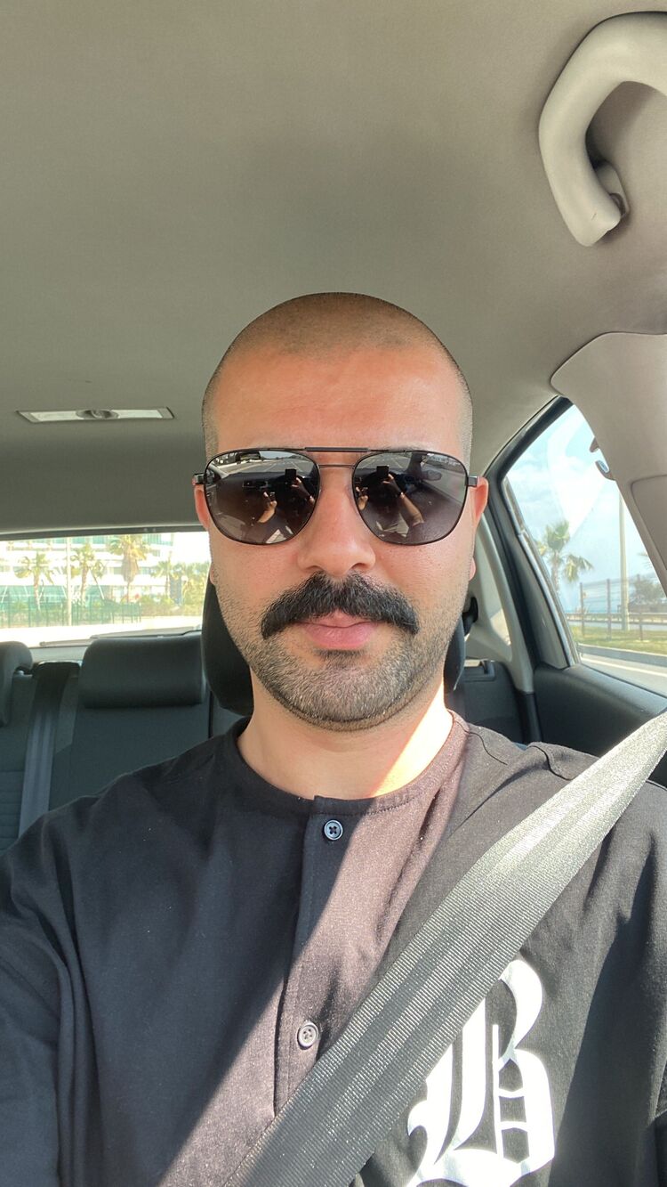  25888290  Onur, 34 ,    