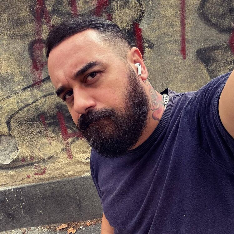  53023340  , 45 ,    