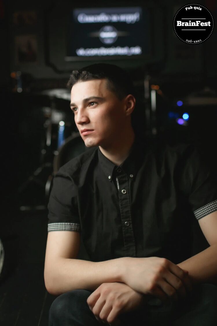  ,   Anton, 29 ,   ,   