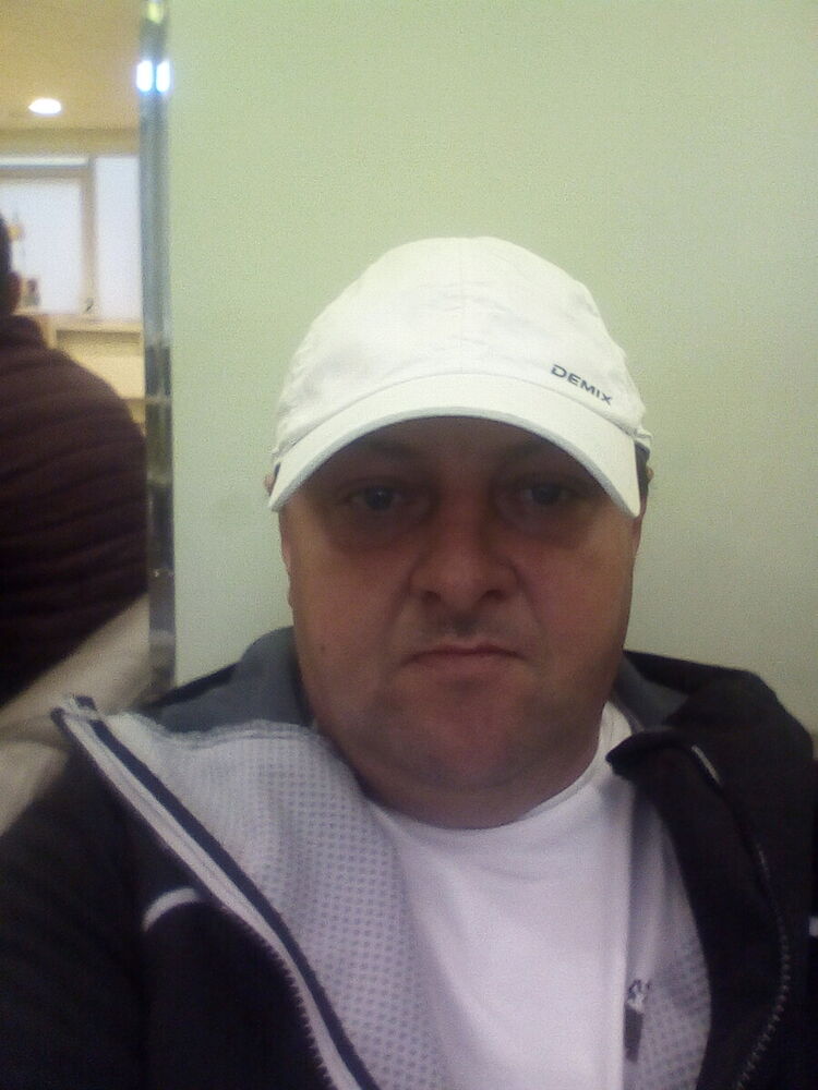  ,   Leonid, 44 ,  