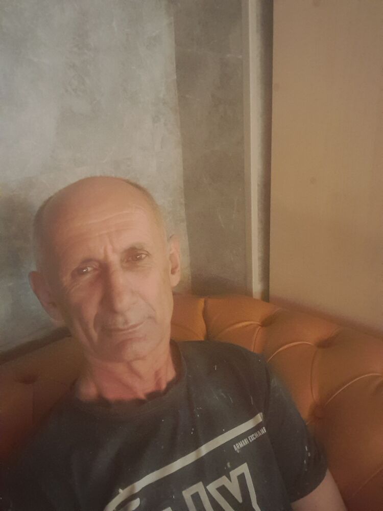  45576410  Habibulo, 55 ,    