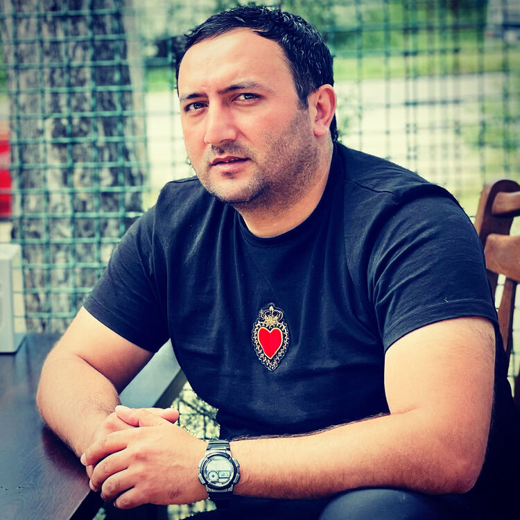  ,   Elvin, 38 ,   ,   