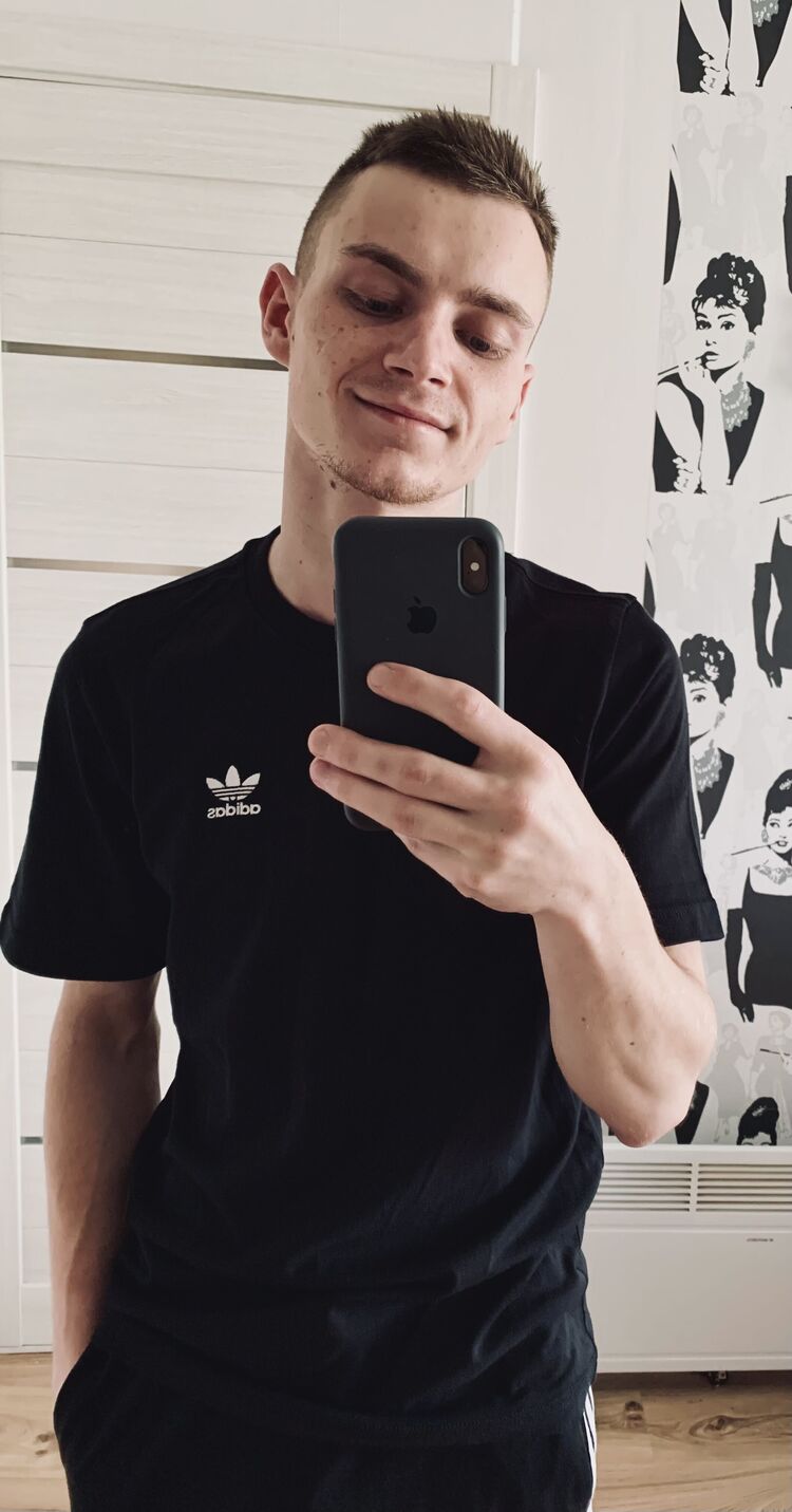  29763670  Anton, 28 ,    