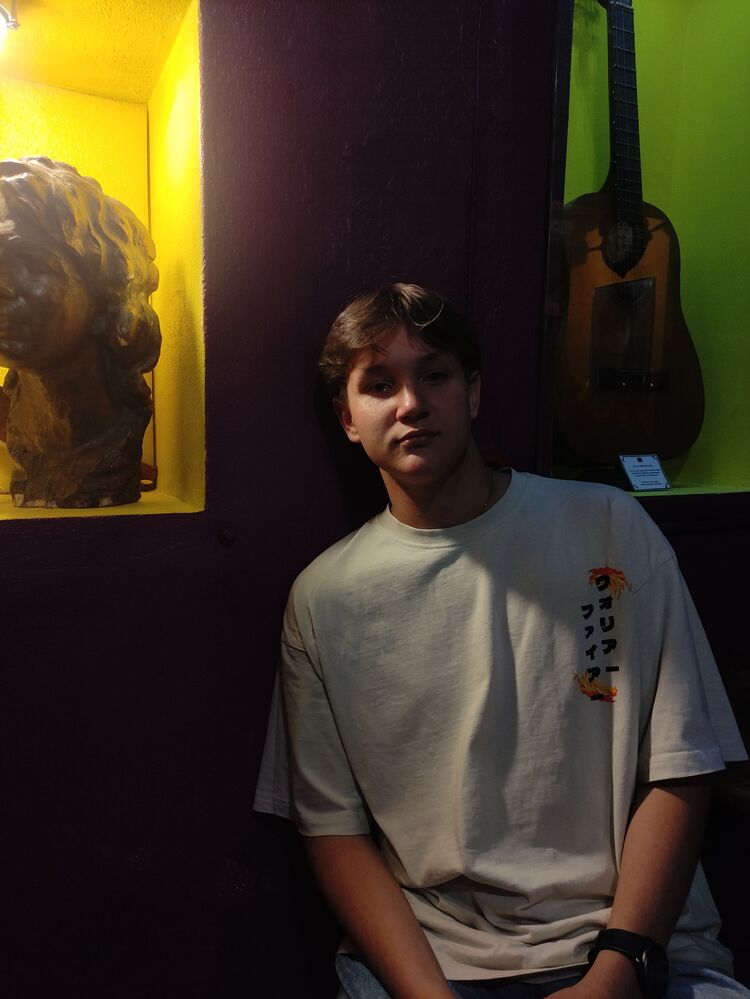 ���� 42062720 ����� ˸��, 19 ���, ���� ���������� � ���������