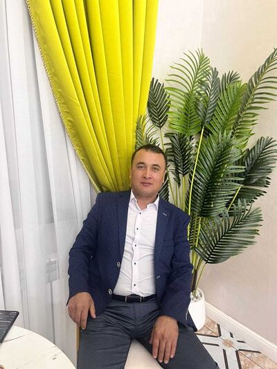  ,   Rinat, 40 ,   ,   