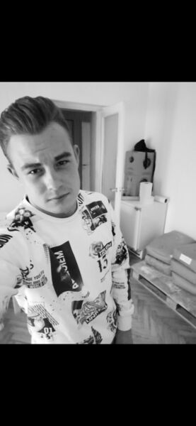  ,   Vlad, 25 ,   ,   