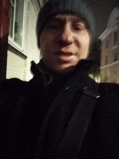 -,   Dzhon, 43 ,   ,   
