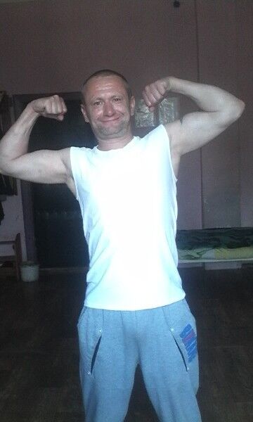  ,   Oleg, 47 ,   