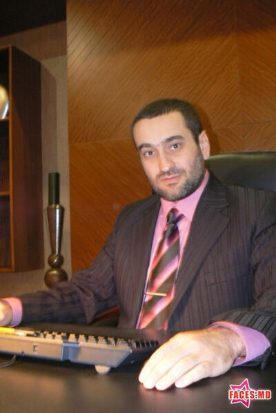  ,   Alex, 43 ,   ,   , c , 