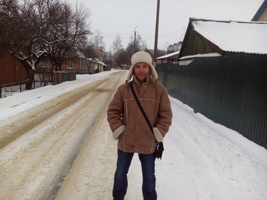  ,   Viktor, 46 ,   ,   , c , 