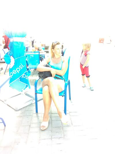  ,   Lina, 42 ,  
