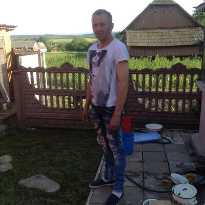  ,   Dan, 49 ,   ,   , c 