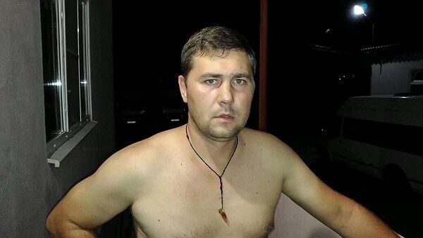  7946790  Fredik, 44 ,    