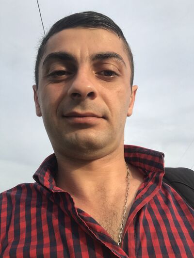  ,   Zaza, 33 ,   ,   