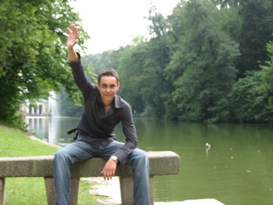  ,   Yar, 44 ,     , c 