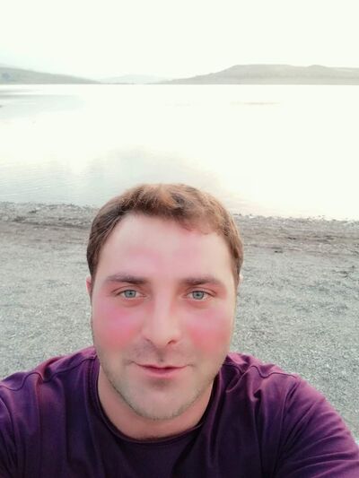  ,   Moris, 39 ,   ,   