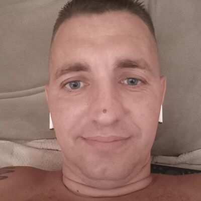  ,   Sasha, 36 ,   ,   