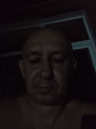  ,   Max, 46 ,   ,   