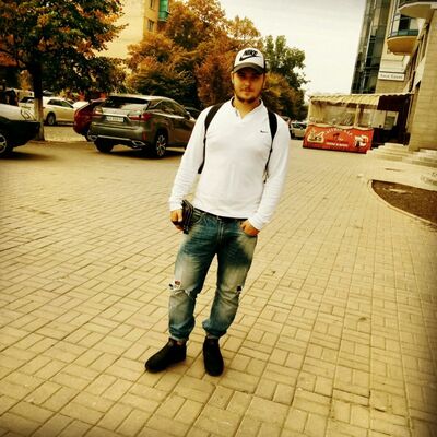  ,   Petya, 30 ,   ,   , c 