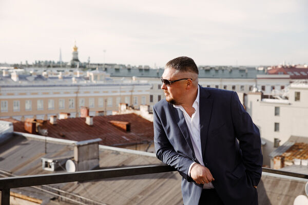  ,   Sergei, 45 ,  