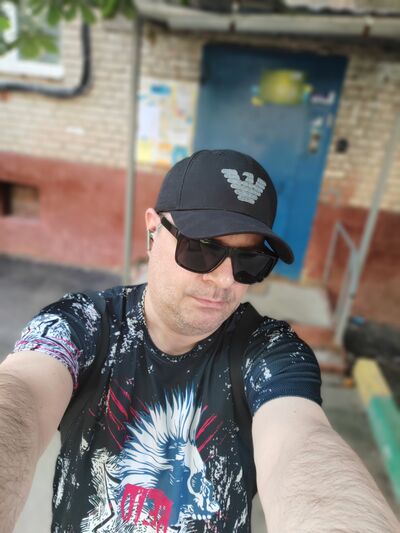  ,   Mikhail, 42 ,   ,   