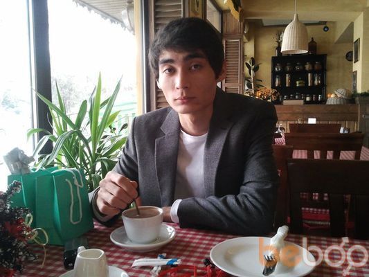  ,   Baurzhan, 35 ,   ,   , c 