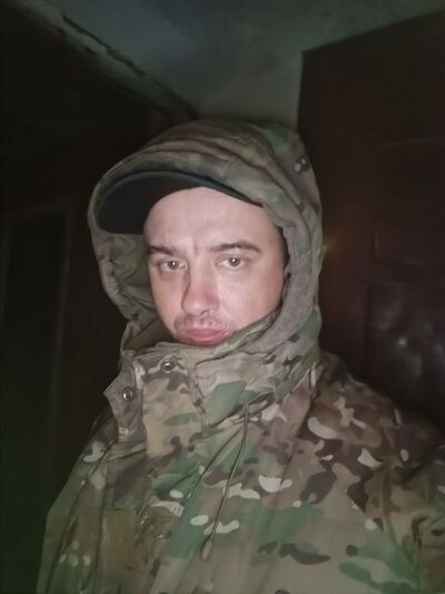 ,   Jojo, 35 ,   ,   