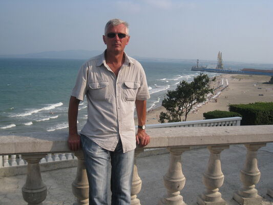  ,   Andriu, 61 ,     , c 