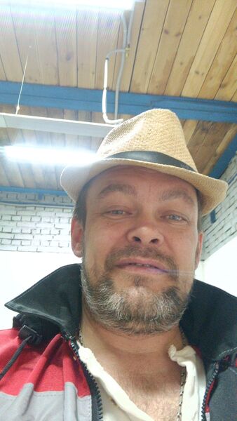  ,   Andre, 42 ,   ,   