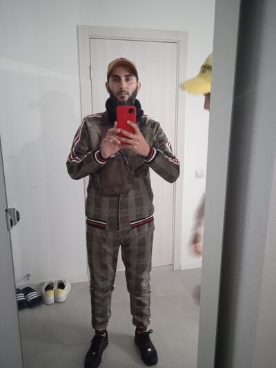  ,   Adonis, 34 ,   ,   