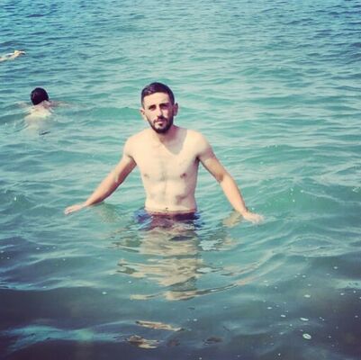  ,   Artur, 25 ,   ,   