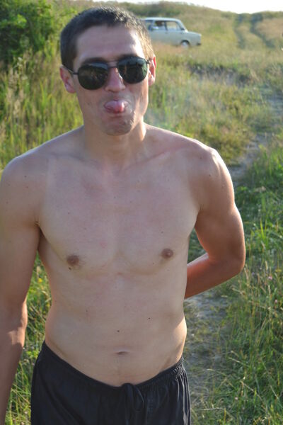  ,   Igor, 41 ,   