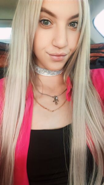  ,   Alina, 25 ,   