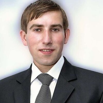  ,   Alex, 40 ,   