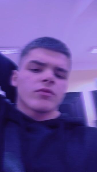  ,   Artem, 19 ,   ,   
