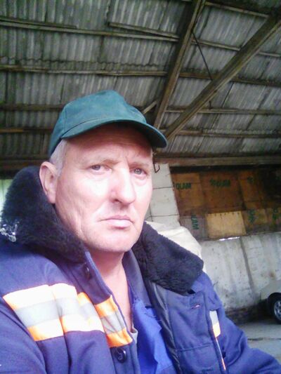  ,   Vadim, 57 ,  