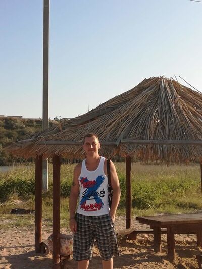  ,   Andrej, 43 ,   ,   , c 