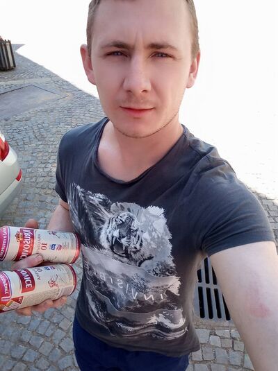  ,   Andrew, 32 ,   ,   , c 
