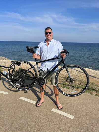  Athienou,   Vasily, 36 ,   ,   