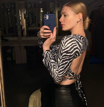  ,   , 32 ,   c 