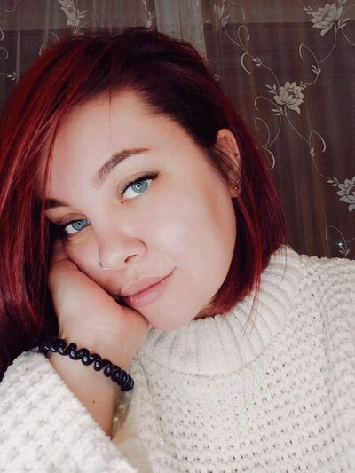  ,   Kristina, 33 ,  