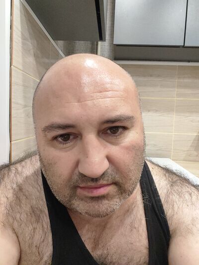  ,   Ruslan, 44 ,   ,   