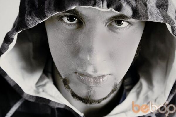  ,   Enzo, 37 ,   ,   , c , 