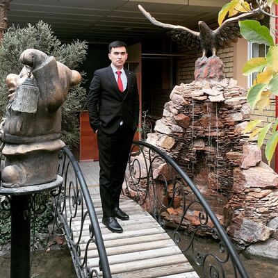  ,   Farrux, 31 ,   ,   , c , 