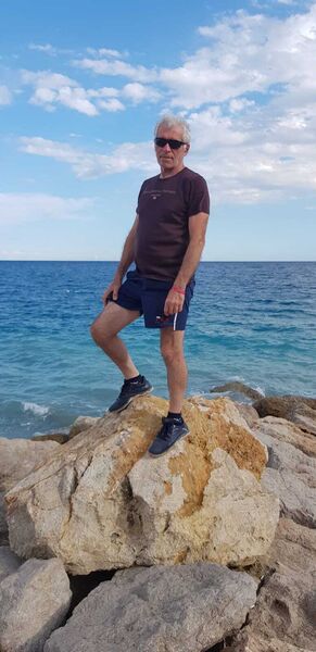  ,   Aleks, 58 ,   ,   
